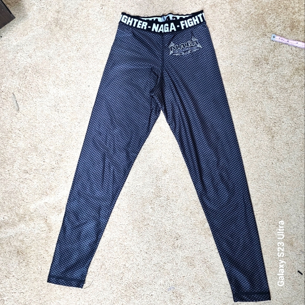NAGA Kids leggings. Sz Large
